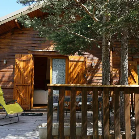 Chalet Chalet Barcelonnette, 5 Pieces, 10 Personnes - Fr-1-165a-86