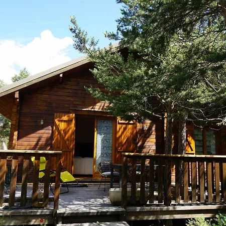 Chalet Barcelonnette, 5 Pieces, 10 Personnes - Fr-1-165a-86 Chalet *